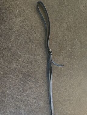 Louis Vuitton Black Leather Strap Key/Card Holder